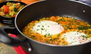 0345-huevos-con-pisto-xl-668x400x80xX[1]