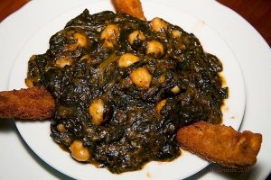 espinacas con garbanzos
