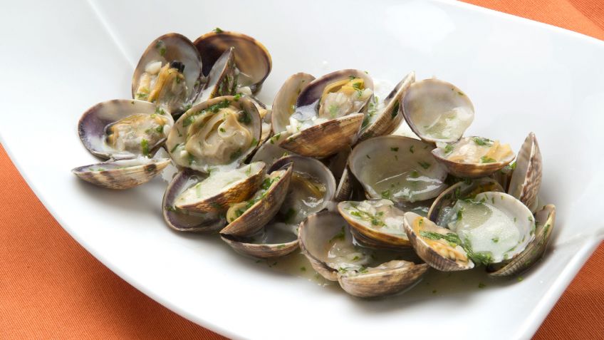 5791-1-almejas-a-la-marinera-xl-848x477x80xX[1]