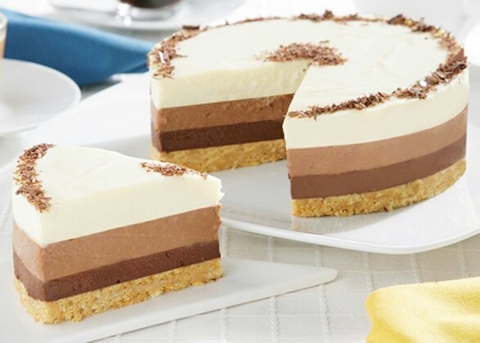 Tarta-tres-chocolates
