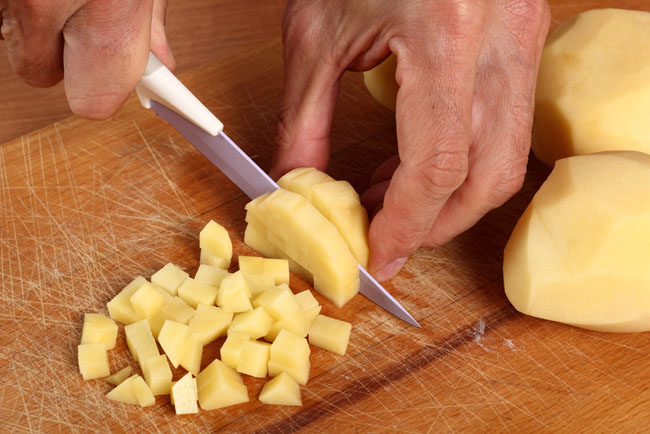 Técnicas básicas de cocina: Cómo cortar las patatas