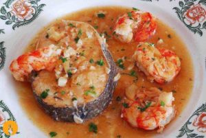 merluza-salsa-gambas-receta