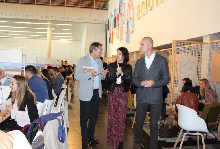 502b4ada-8aec-45de-ba2f-7aaa864ecc99