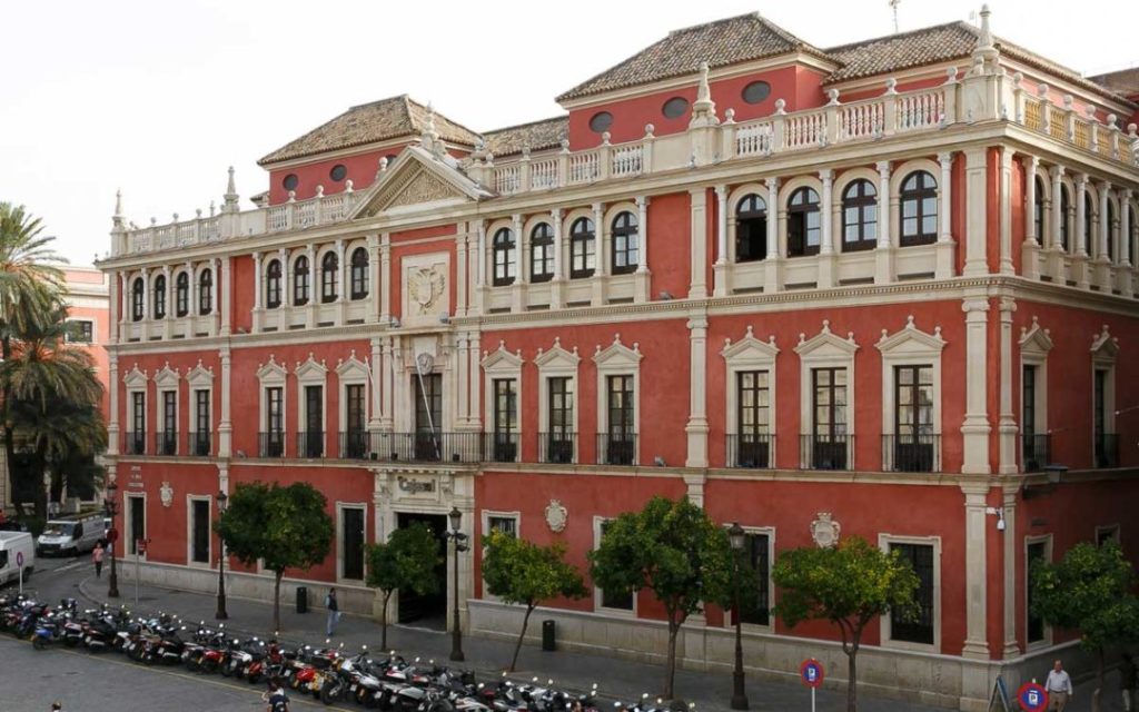 fachada-sede-fundacion-cajasol-sevilla-plaza-san-francisco-3-1080x675