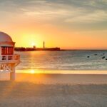 Playa_de_La_Caleta_Cadiz[1]