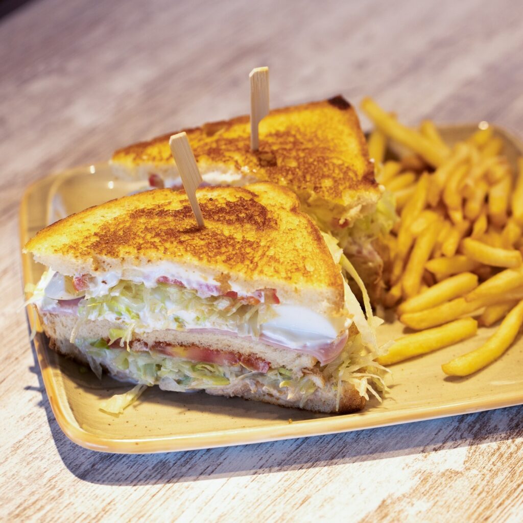 417410614_965593058614516_3438314527073215671_n